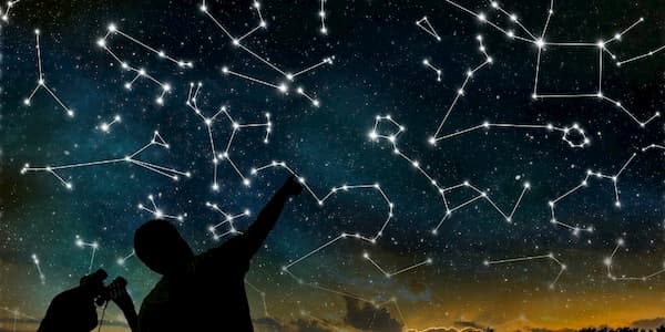 Découvrir les constellations aux jumelles